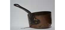 Casserole en cuivre et fer