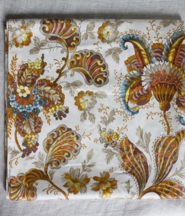 tissu d'ameublement à fleurs