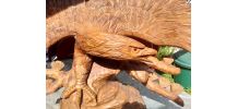 Sculpture en bois faite a la main  représentant un aigle