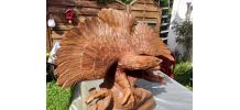 Sculpture en bois faite a la main  représentant un aigle