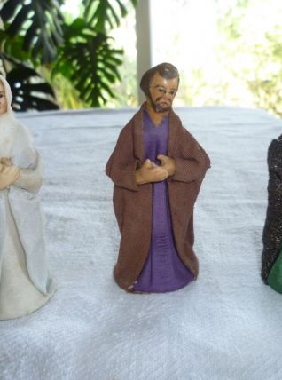 3 santons XIX ème, cire, papier mâché, carton