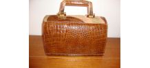 SAC A MAIN VINTAGE MARQUE GENUINE LEAYTHER EN CUIR     
