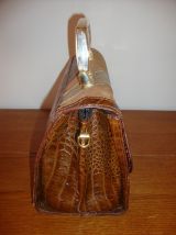 SAC A MAIN VINTAGE MARQUE GENUINE LEAYTHER EN CUIR     