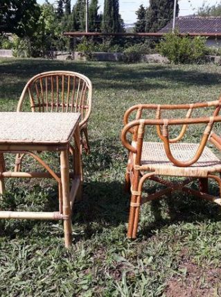 Table basse en rotin