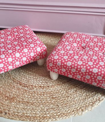 2 petits tabourets bas 