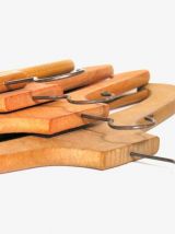 Lot 4 cintres en bois anciens / Dressing 1950