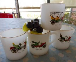 Service de 4 tasses café Arcopal "tacots"