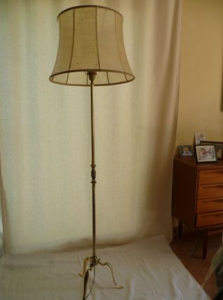 Lampadaire tripode laiton doré vintage