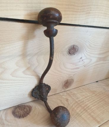 Patère ancienne 
