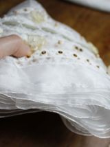 tulle / dentelle grande largeur à poser