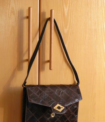 Sac pochette vintage marron vernis croco