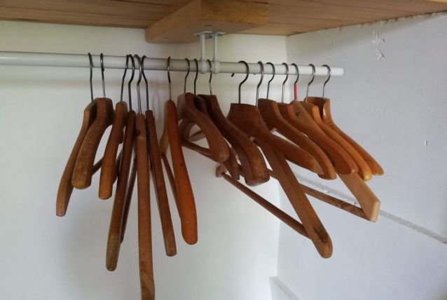 Lot de 17 ceintres vintage