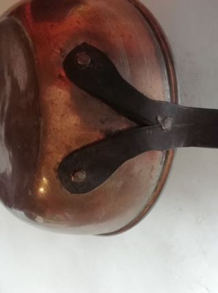 grosse louche métal cuivré