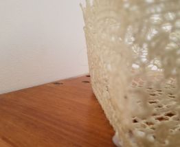 Corbeille en crochet amidoné