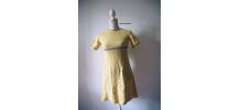 Mini robe babydoll en crochet jaune pastel Twiggy GoGo vinta