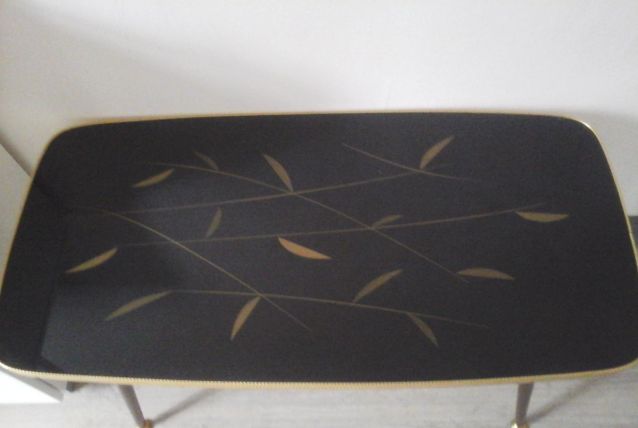table salon