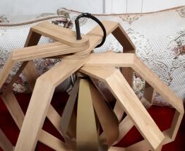 Lustre en bois comme neuf