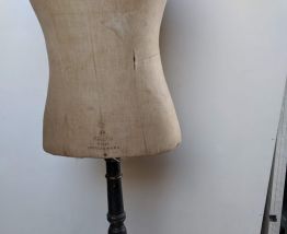 Mannequin femme Stockman taille 44 Usure du temps. En coton 