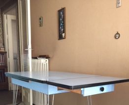 Table formica