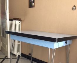 Table formica
