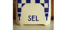 Jolie boîte à sel en porcelaine Badonviller, style Lustucru