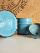 Cafetière ancienne en tôle émaillée bleue lustucru
