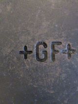Cocotte en fonte orange marque GF Georg Fischer suisse