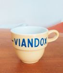 Lot de trois tasses