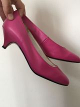 Escarpins vintage en cuir roses lisse / petit talon / P36