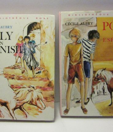 lot 2 bibliothèque rose "Poly" Cécile Aubry