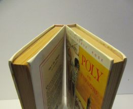 lot 2 bibliothèque rose "Poly" Cécile Aubry
