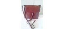 sac bandouIière vintage en cuir marron marque KEVIM
