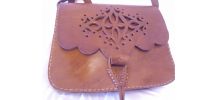 Magnifique sac vintage en cuir épais en bon état