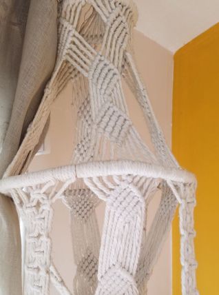 Suspension en macramé 