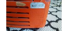 TV portable Prince orange vintage qui s'allume 