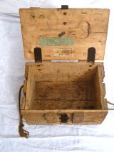 Caisse  a munitions ancienne , Bois