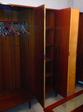 très belle armoire vintage