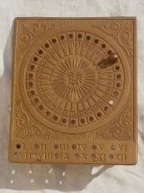 calendrier  perpetuel  en laiton , vintage