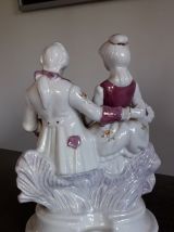 Ancien couple de marquis et marquise en porcelaine