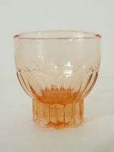 Lot de 6 verres anciens à digestif, verre pressé rose