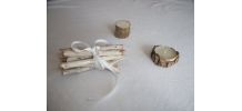 portes couteaux en bois peint, bougie et porte carte