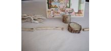 portes couteaux en bois peint, bougie et porte carte