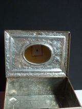 Boite lithographiée + miroir