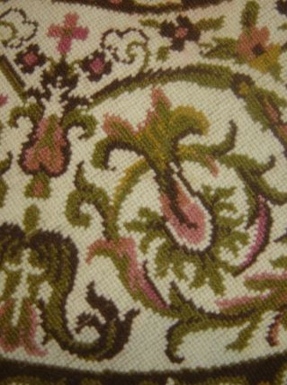 ancien petit tapis napperon descente de lit