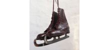 Paire de patins à glace années 1930