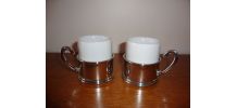 Duo d'anciennes tasses à café 