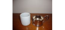 Duo d'anciennes tasses à café 