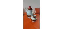 Cafetière et pot à lait