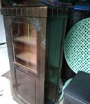 Armoire bonnetière vitrée 