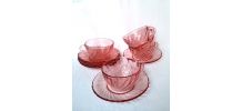 Tasses et soucoupes rose Arcoroc